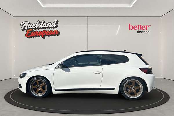 2010 Volkswagen SCIROCCO