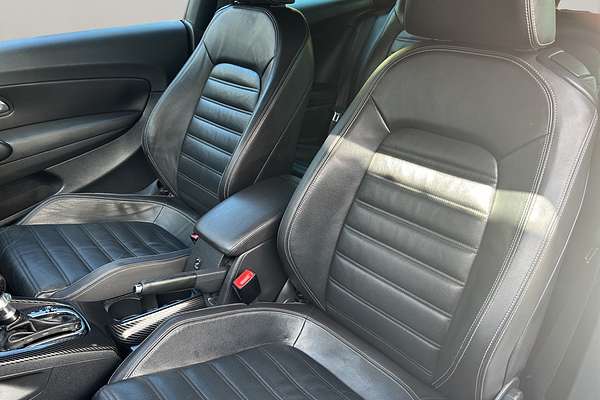 2010 Volkswagen SCIROCCO