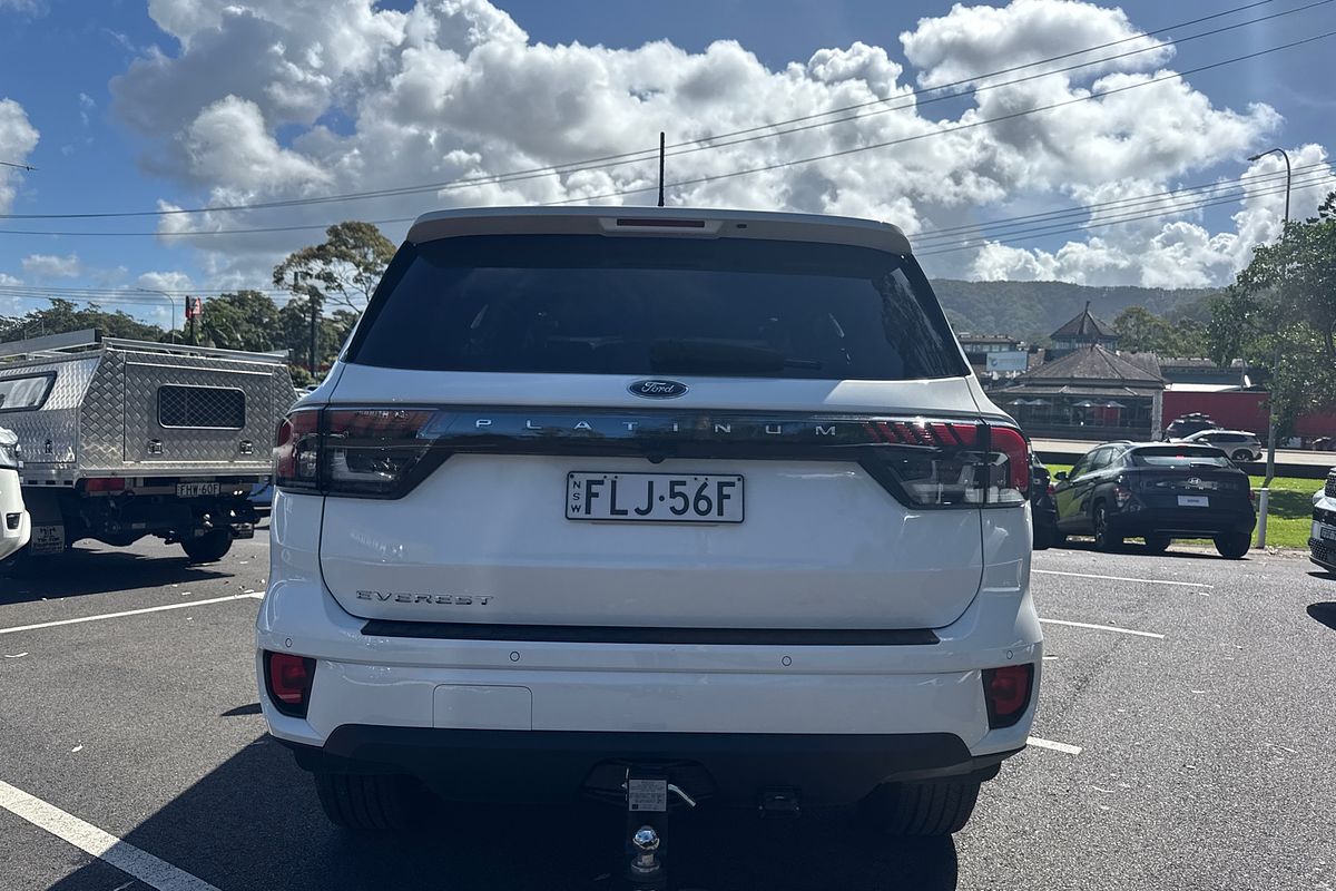 2024 Ford Everest Platinum