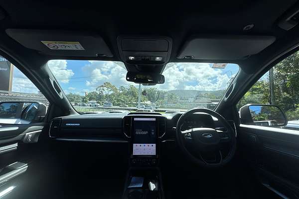 2024 Ford Everest Platinum