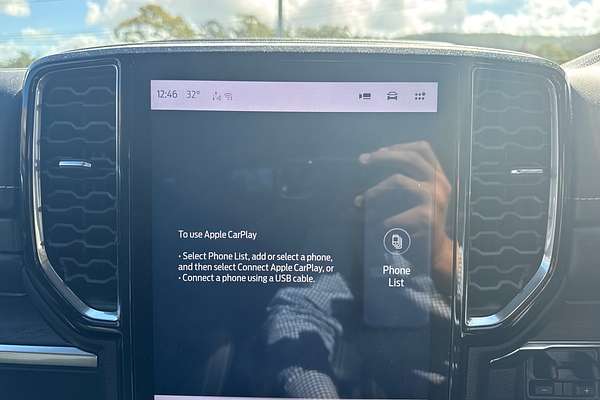 2024 Ford Everest Platinum
