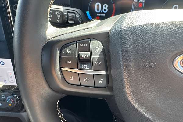 2024 Ford Everest Platinum