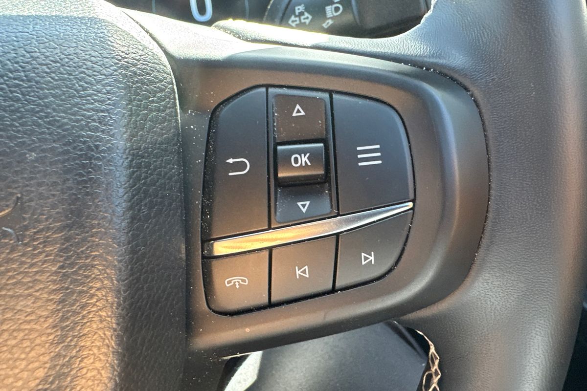 2024 Ford Everest Platinum