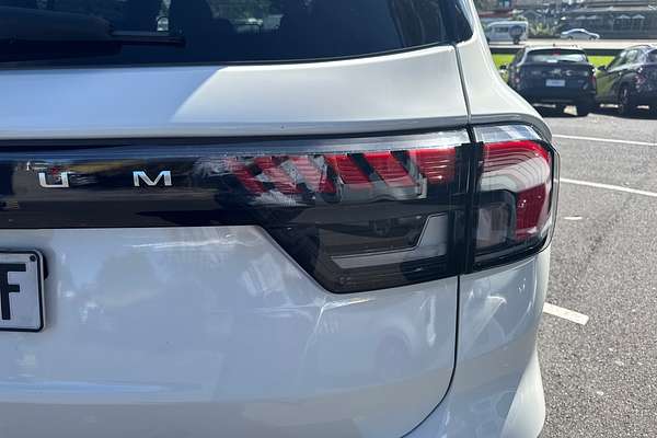 2024 Ford Everest Platinum