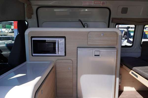 2018 Toyota Hiace TRH221R