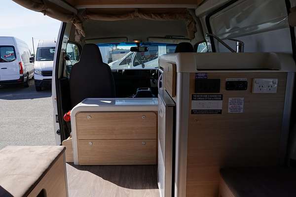 2018 Toyota Hiace TRH221R