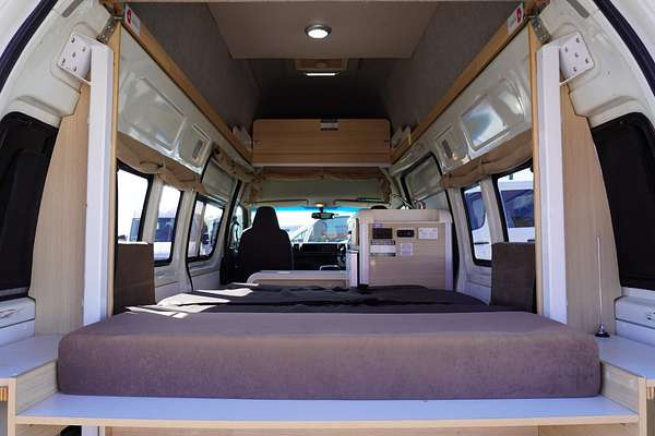 2018 Toyota Hiace TRH221R