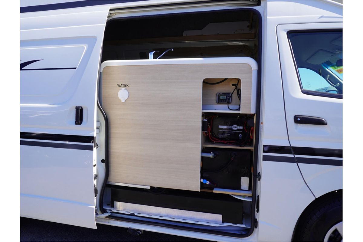 2018 Toyota Hiace TRH221R