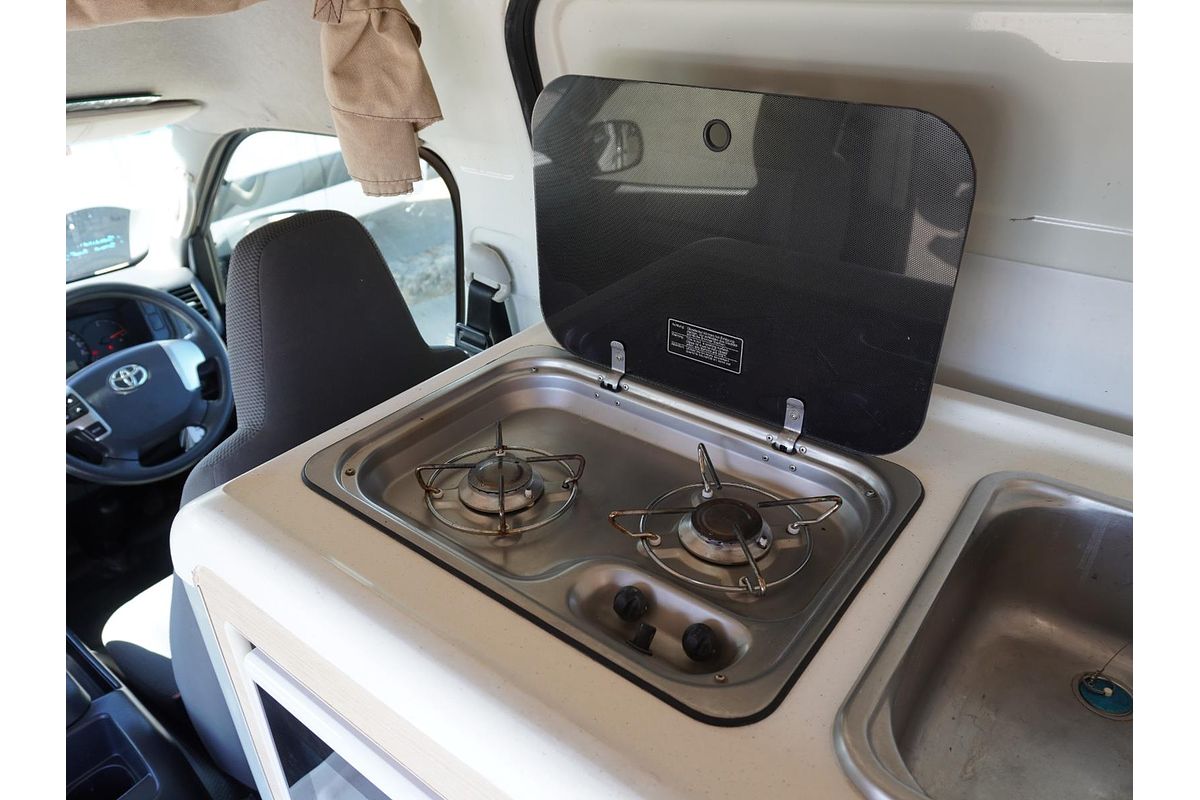 2018 Toyota Hiace TRH221R ELWB
