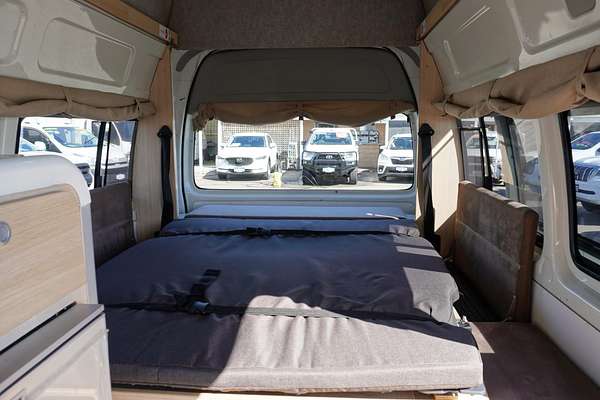 2018 Toyota Hiace TRH221R