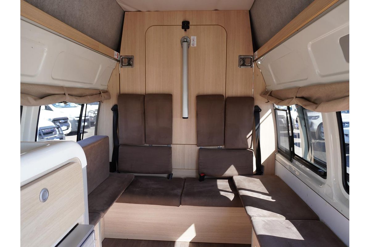 2018 Toyota Hiace TRH221R