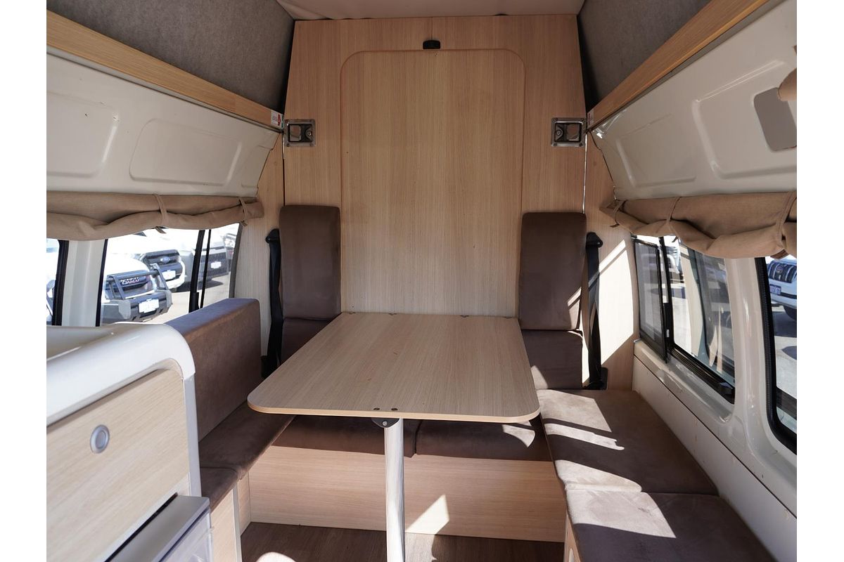 2018 Toyota Hiace TRH221R