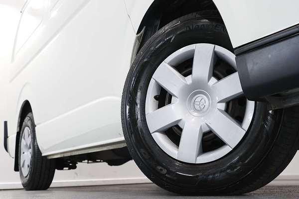 2018 Toyota Hiace  TRH201R LWB