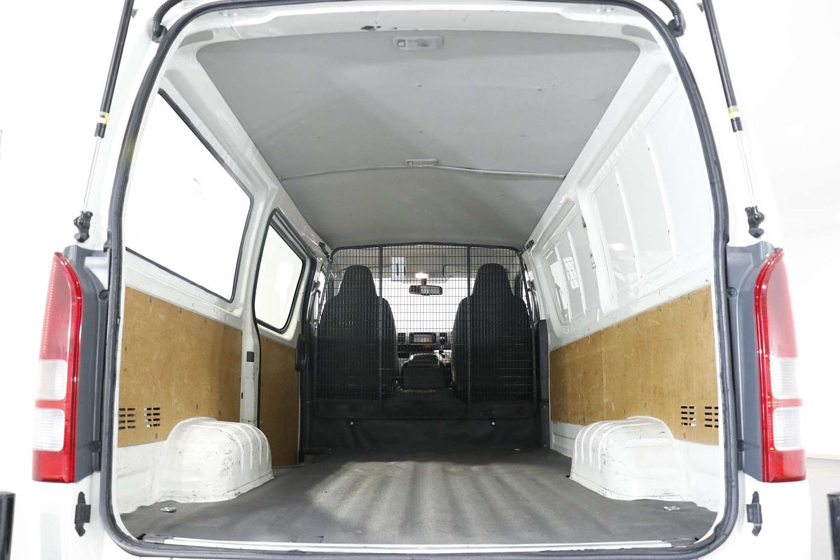 2018 Toyota Hiace  TRH201R LWB