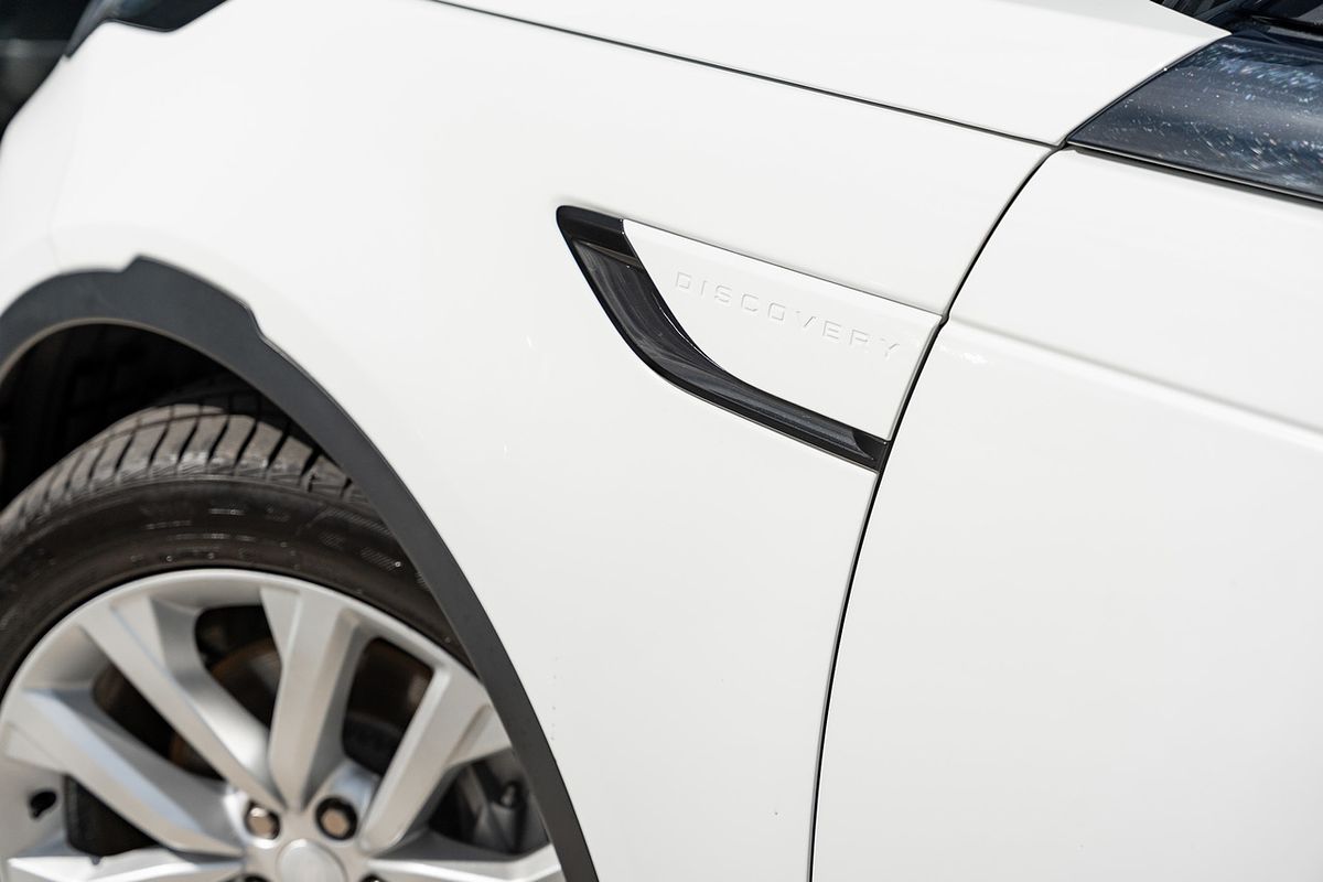 2021 Land Rover Discovery D300 SE Series 5