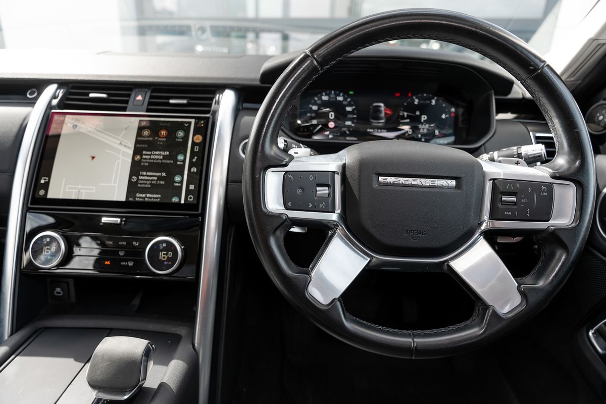 2021 Land Rover Discovery D300 SE Series 5