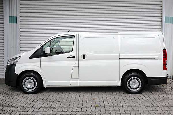 2021 Toyota Hiace GDH300R LWB