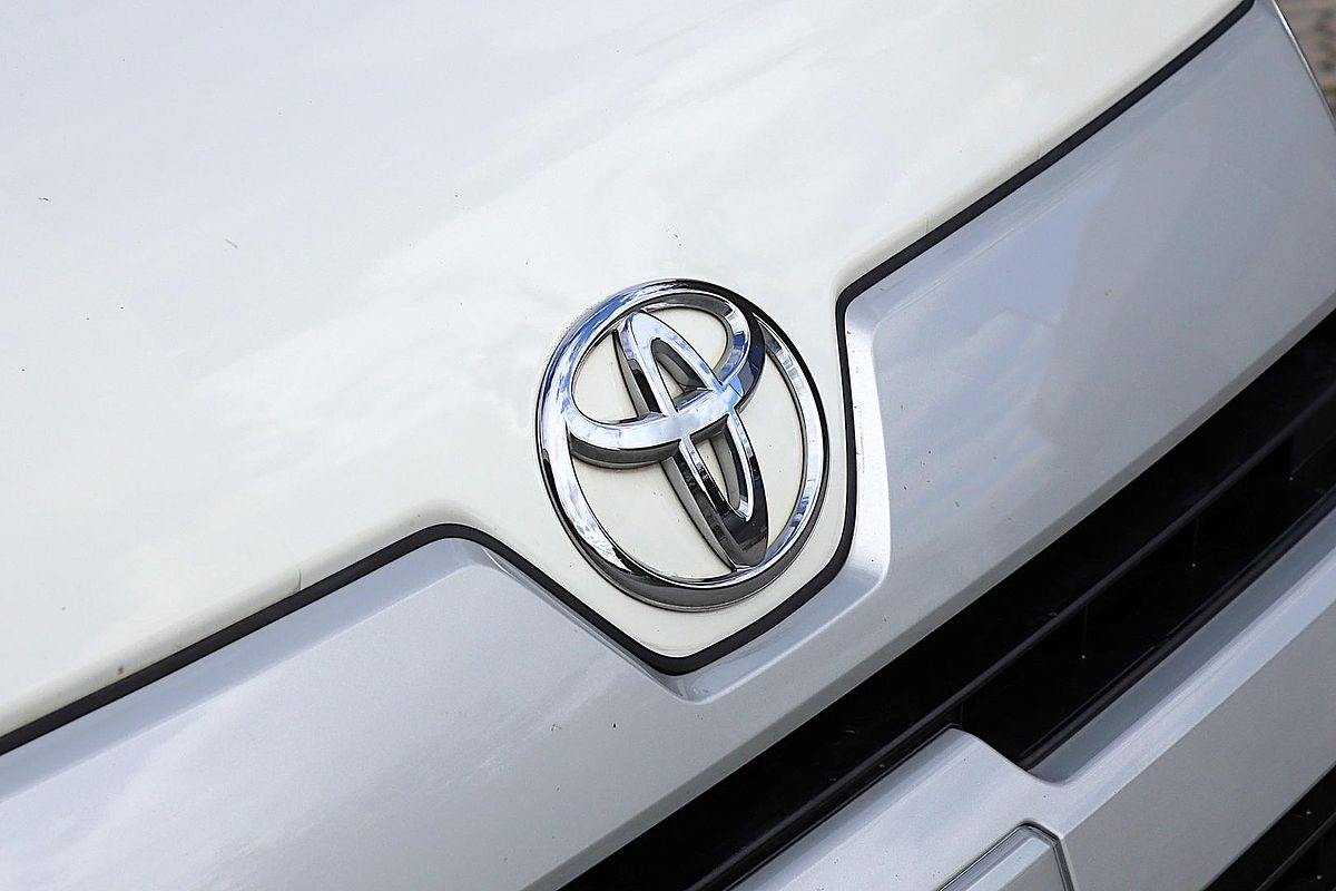 2021 Toyota Hiace GDH300R LWB