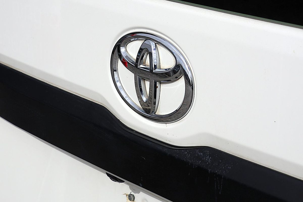 2021 Toyota Hiace GDH300R LWB