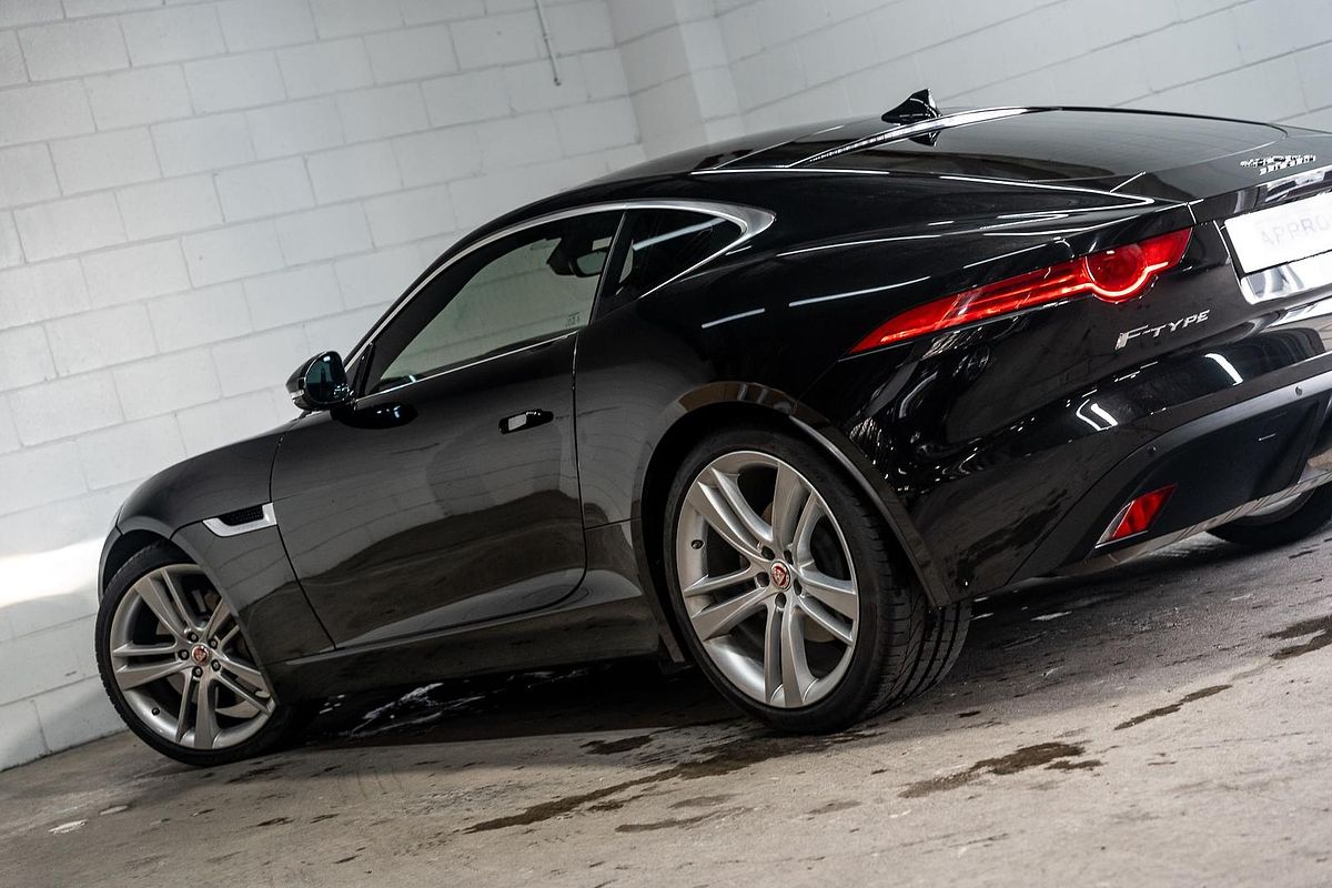 2016 Jaguar F-TYPE X152