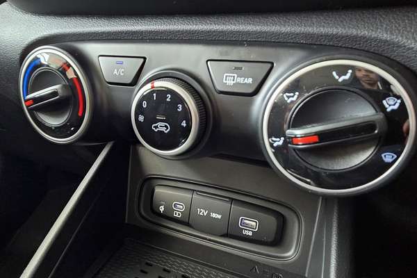 2025 Hyundai Venue QX.V5