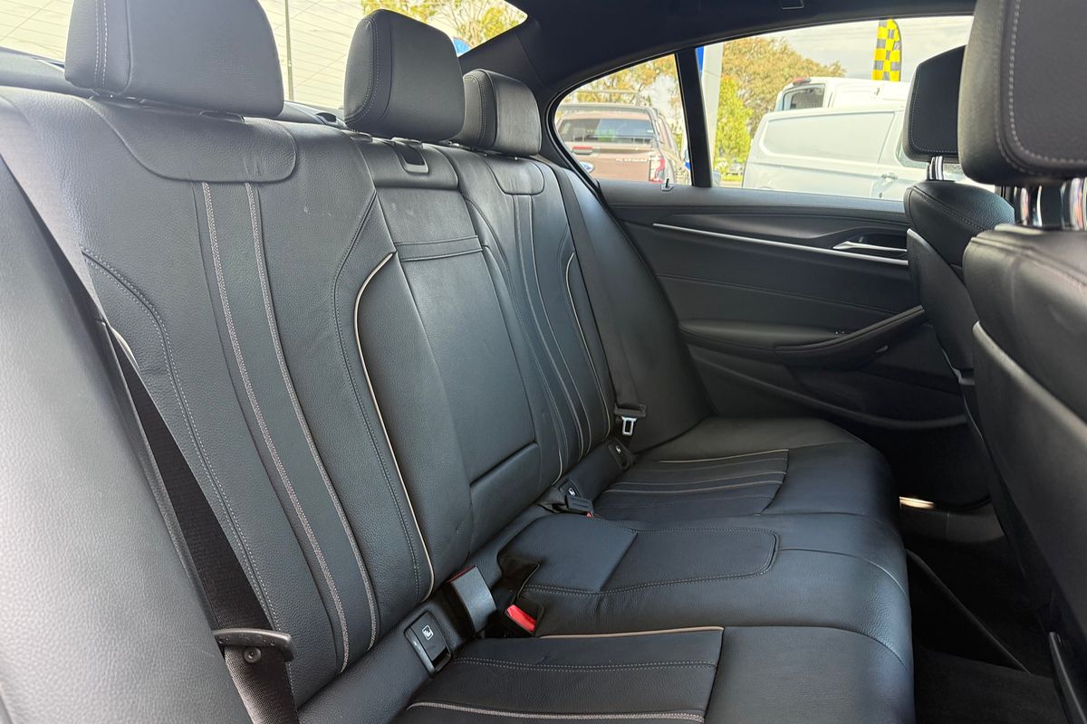 2020 BMW 5 Series 530d M Sport G30