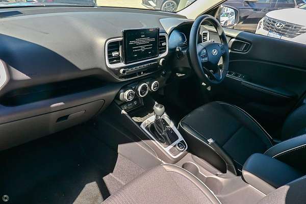 2025 Hyundai Venue Elite QX.V5