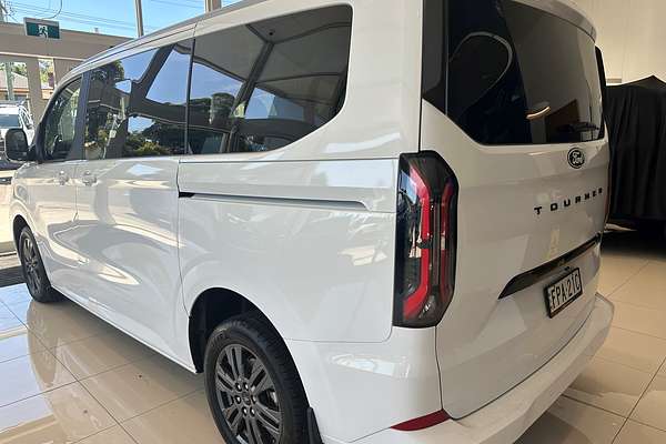 2024 Ford Tourneo Titanium X AV SWB