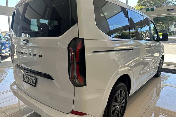 2024 Ford Tourneo Titanium X AV SWB