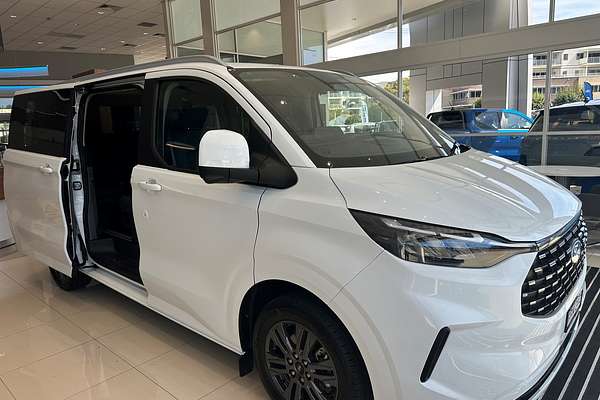 2024 Ford Tourneo Titanium X AV SWB