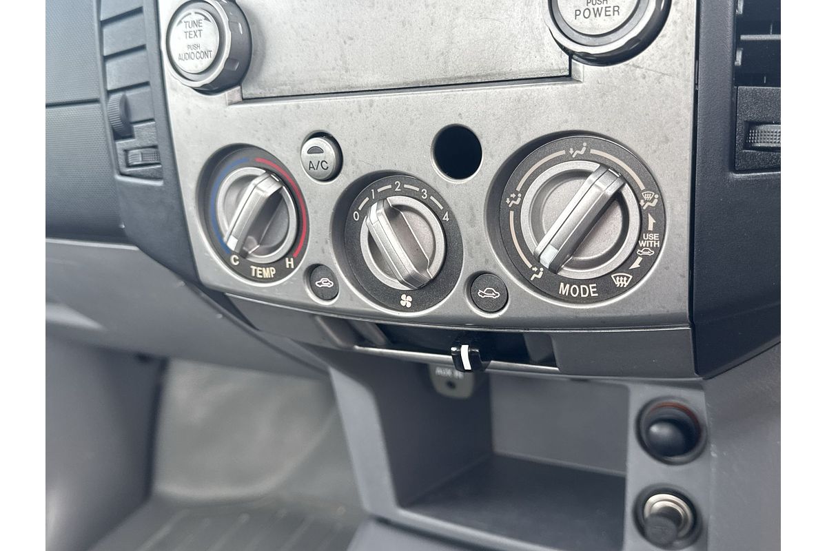 2011 Mazda BT-50 DX UN Rear Wheel Drive