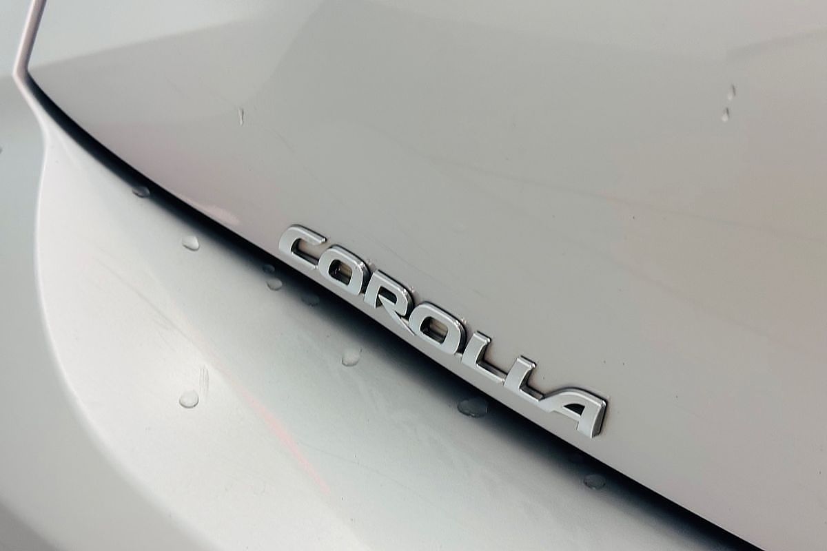 Corolla Hatch Ascent Sport 2.0L Petrol Auto CVT 5 Door 4E24420 001