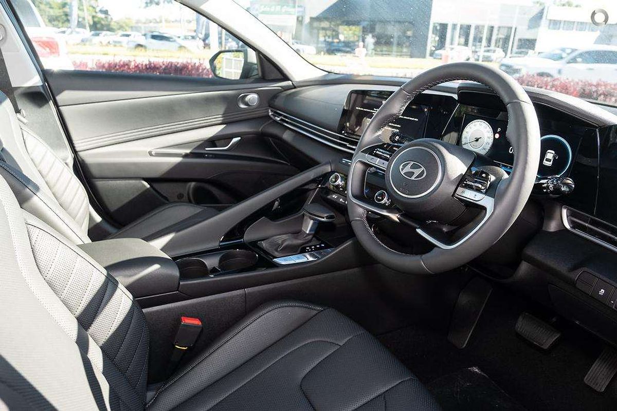 2024 Hyundai i30 Premium CN7.V2