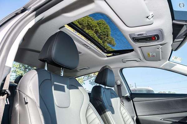 2024 Hyundai i30 Premium CN7.V2