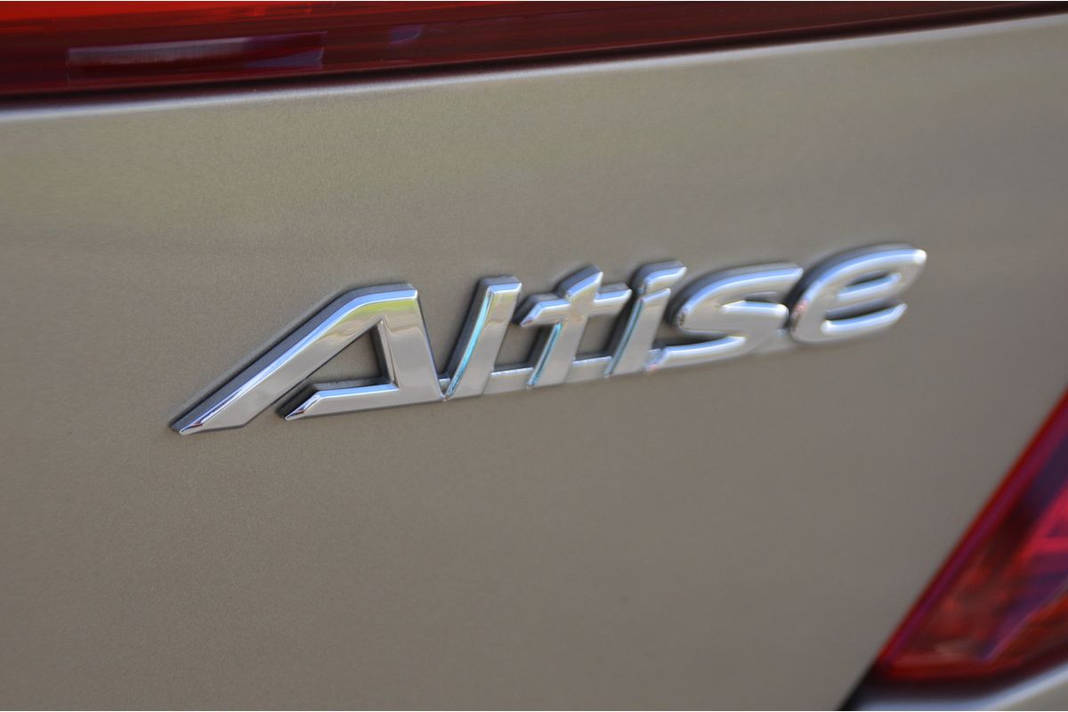 2013 Toyota Camry Altise ASV50R