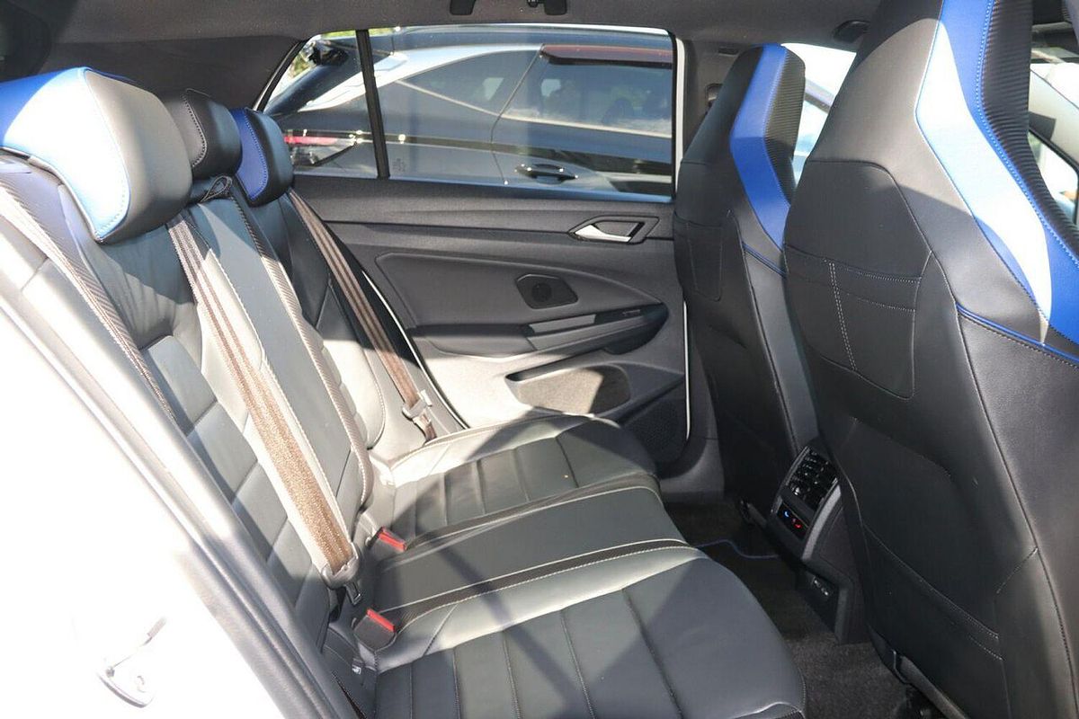 2023 Volkswagen Golf R 8
