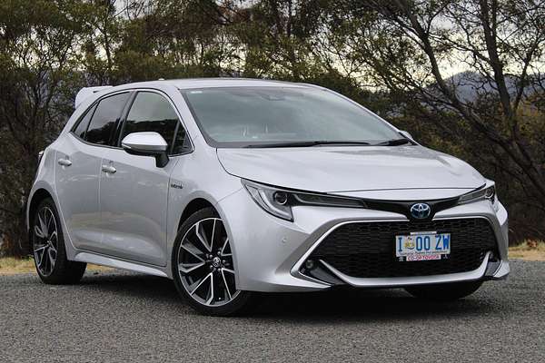 2020 Toyota Corolla ZR Hybrid ZWE211R