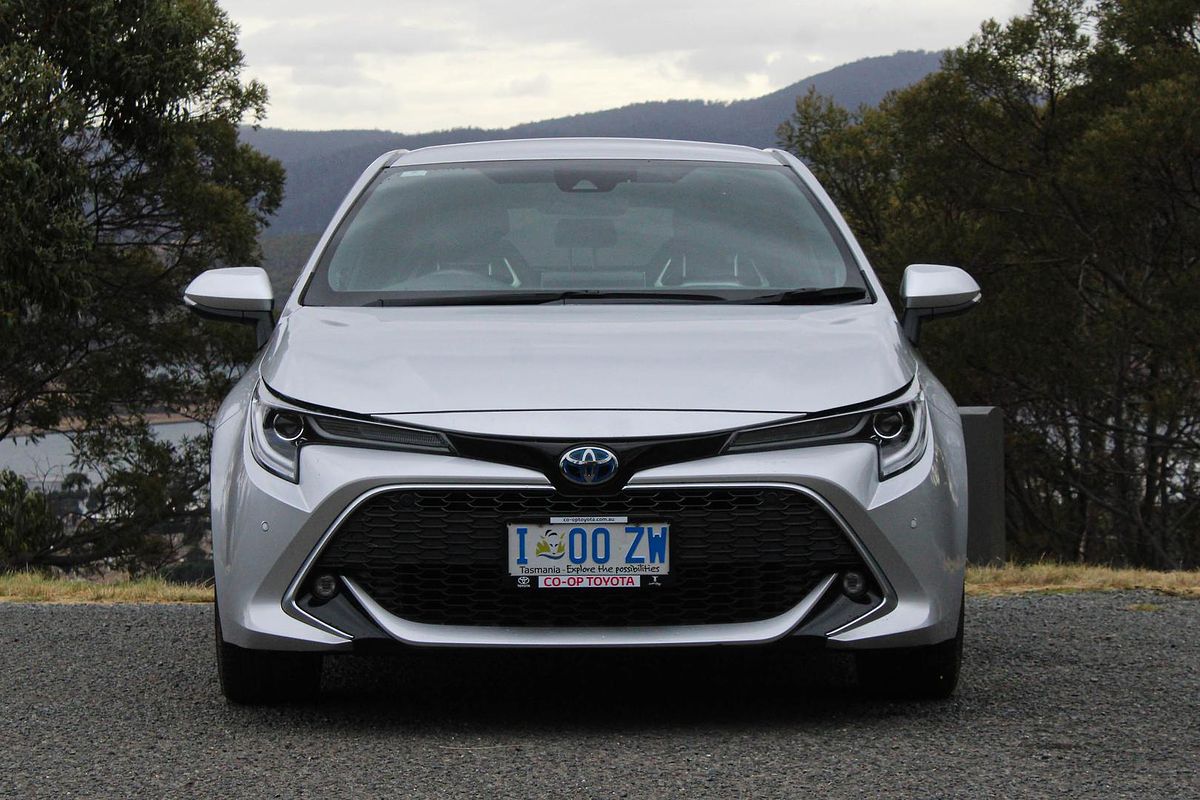 2020 Toyota Corolla ZR Hybrid ZWE211R