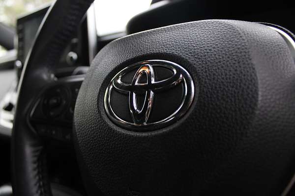 2020 Toyota Corolla ZR Hybrid ZWE211R