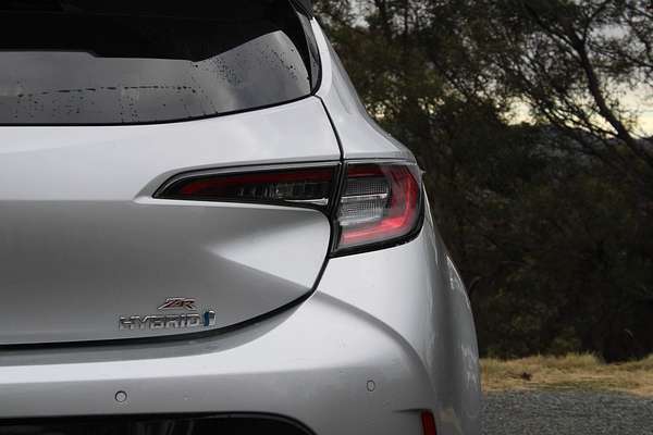 2020 Toyota Corolla ZR Hybrid ZWE211R