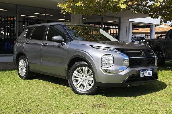 2021 Mitsubishi Outlander ES ZM