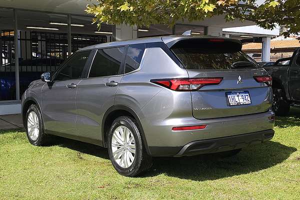 2021 Mitsubishi Outlander ES ZM