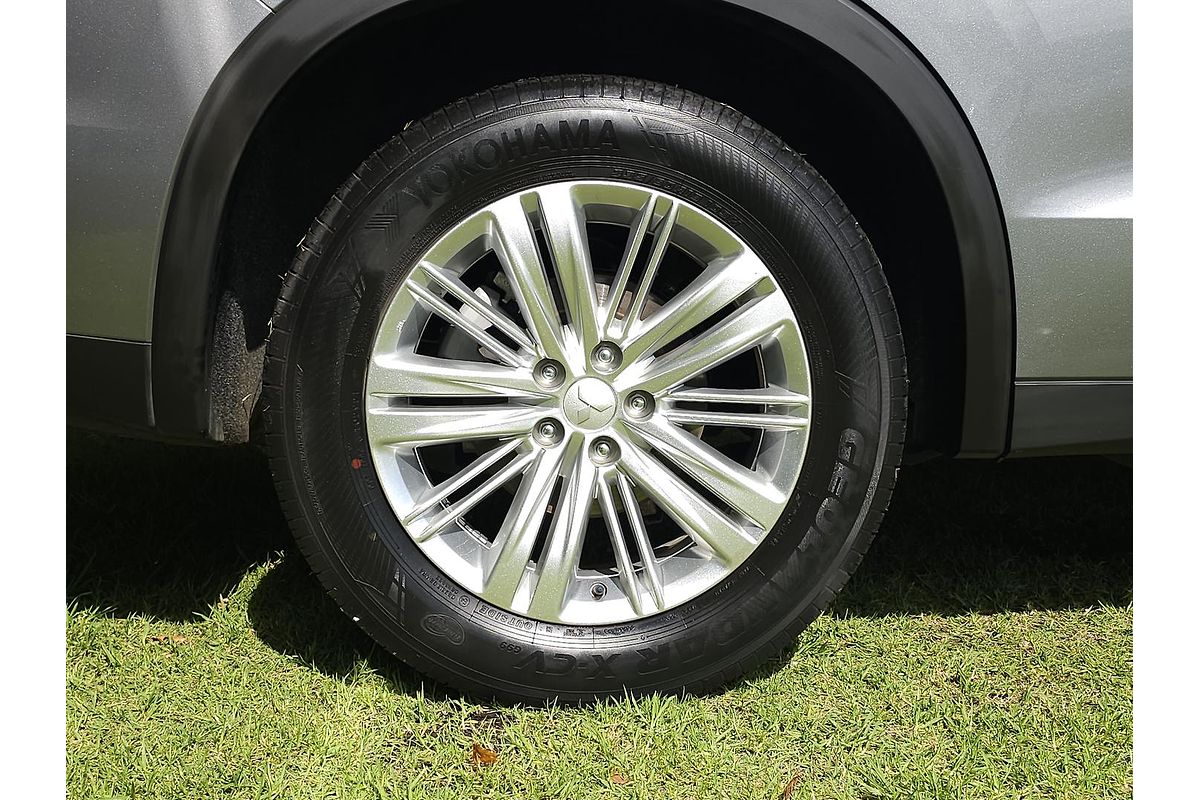 2021 Mitsubishi Outlander ES ZM