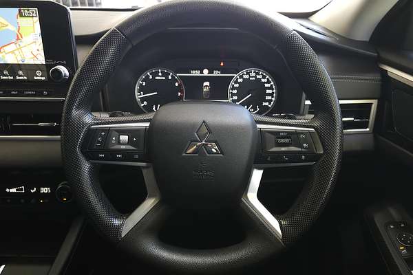 2021 Mitsubishi Outlander ES ZM