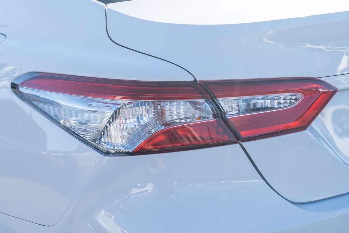 2018 Toyota Camry Ascent ASV70R