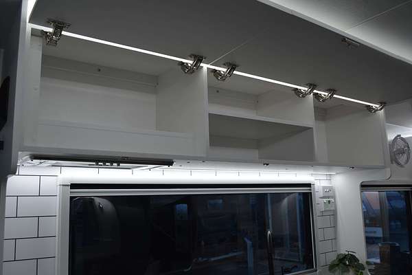 2024 New Age Manta Ray 18ft Expedition