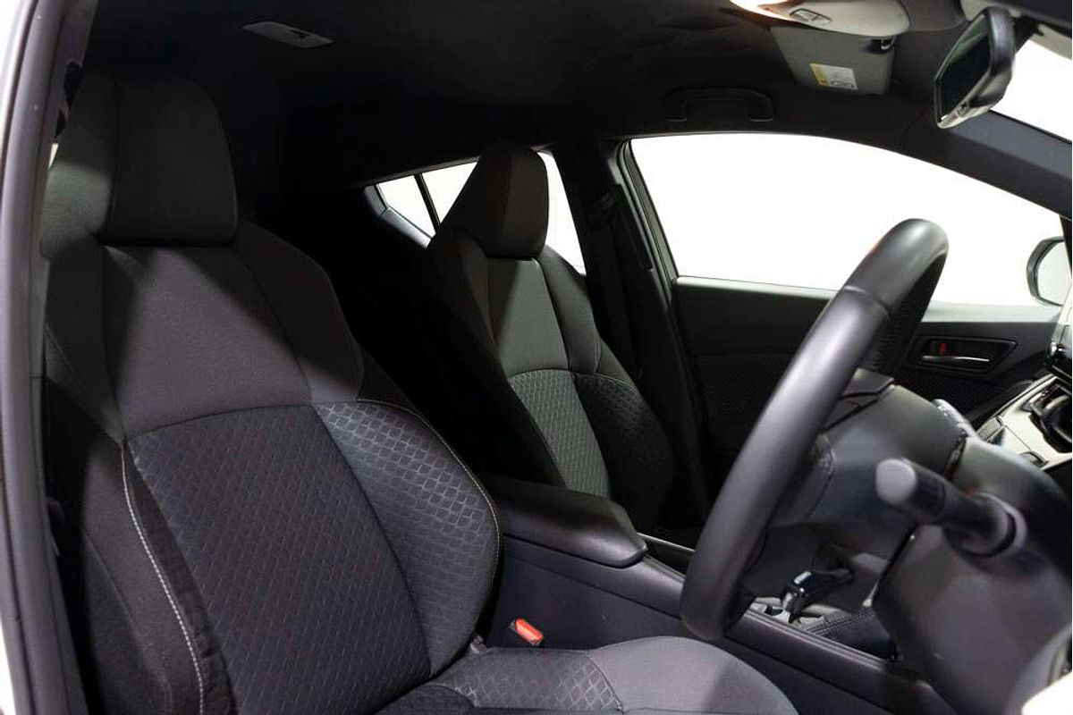 2023 Toyota C-HR GXL NGX10R