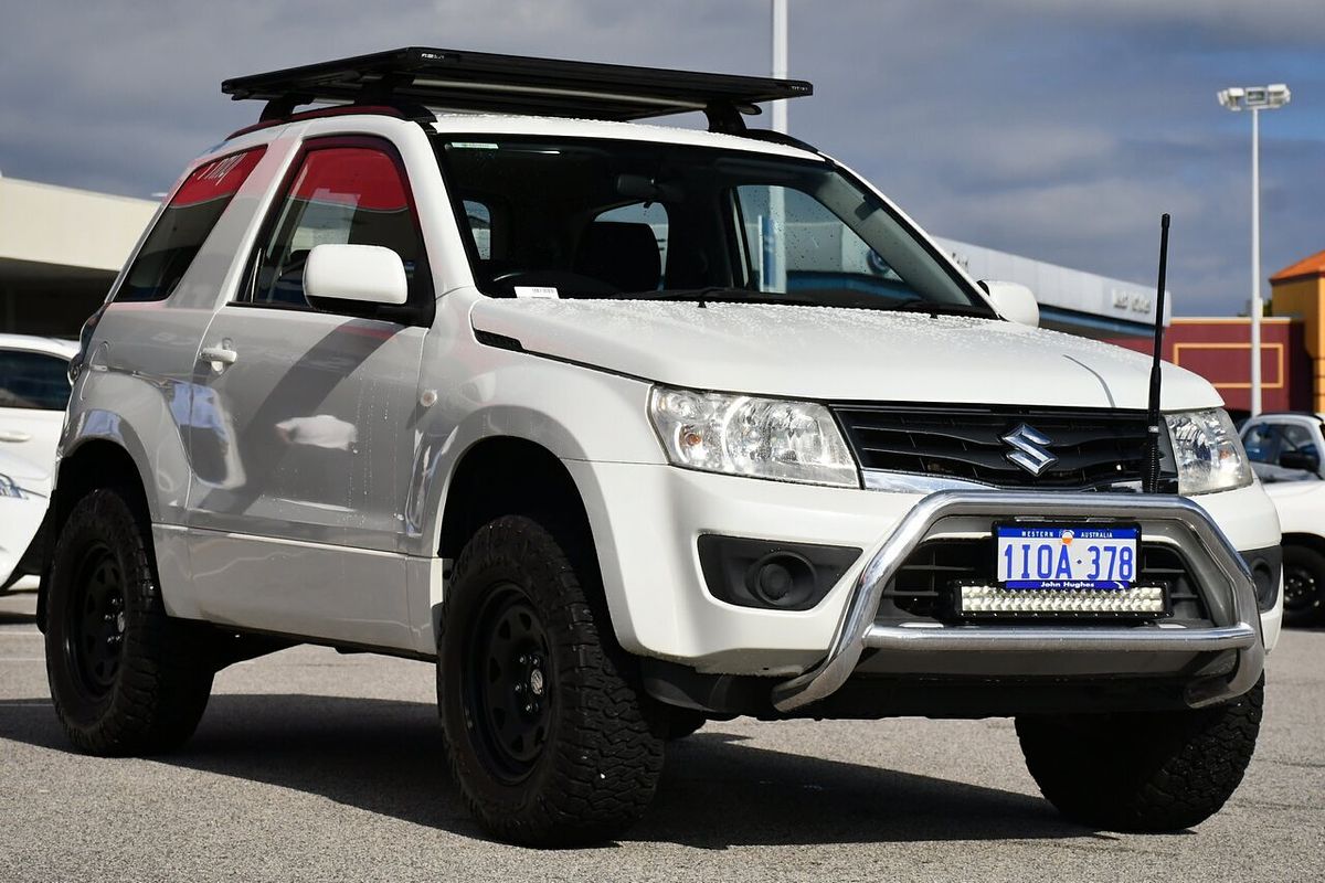 2014 Suzuki Grand Vitara Navigator JB