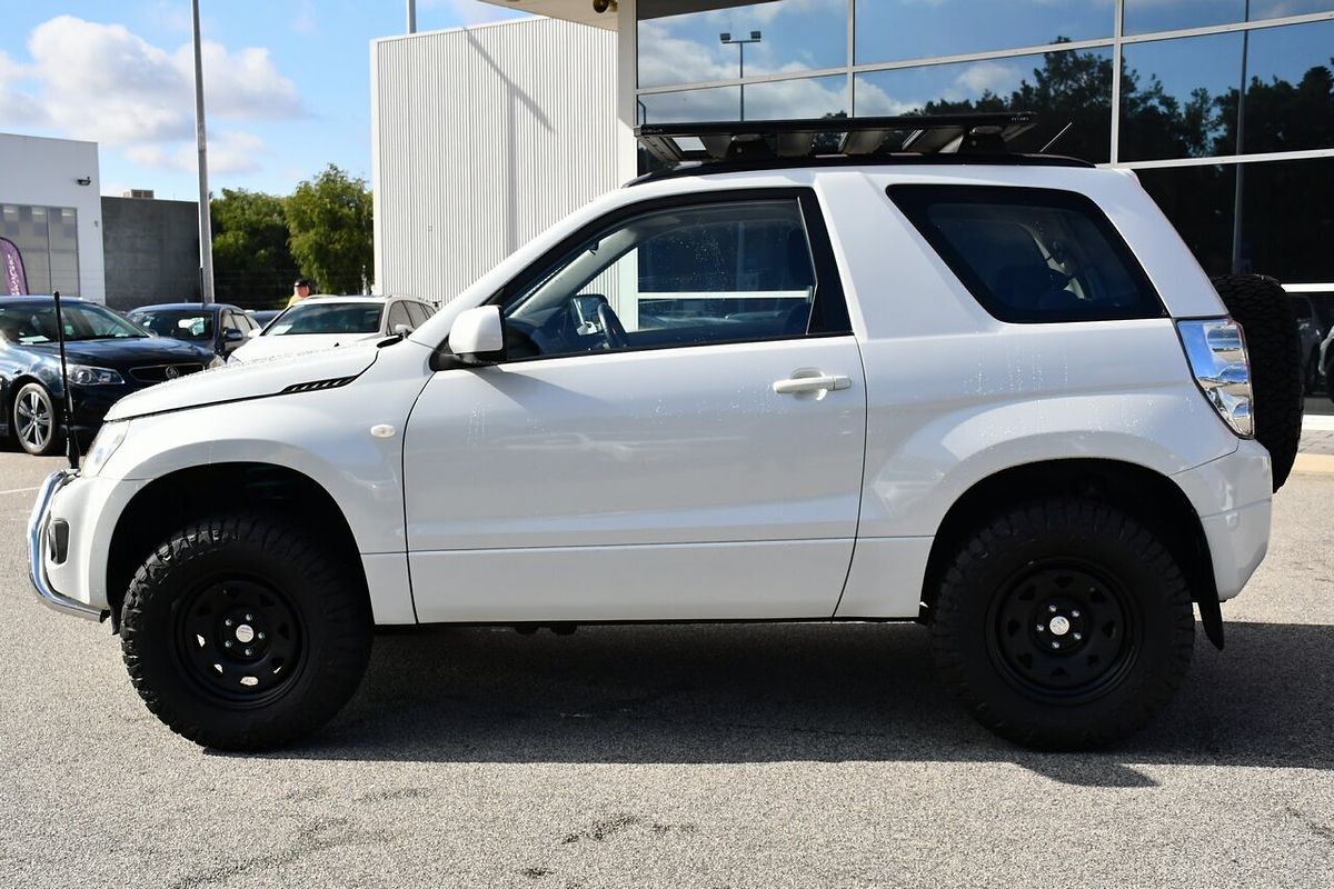2014 Suzuki Grand Vitara Navigator JB