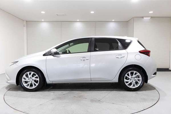 2016 Toyota Corolla Ascent Sport ZRE182R